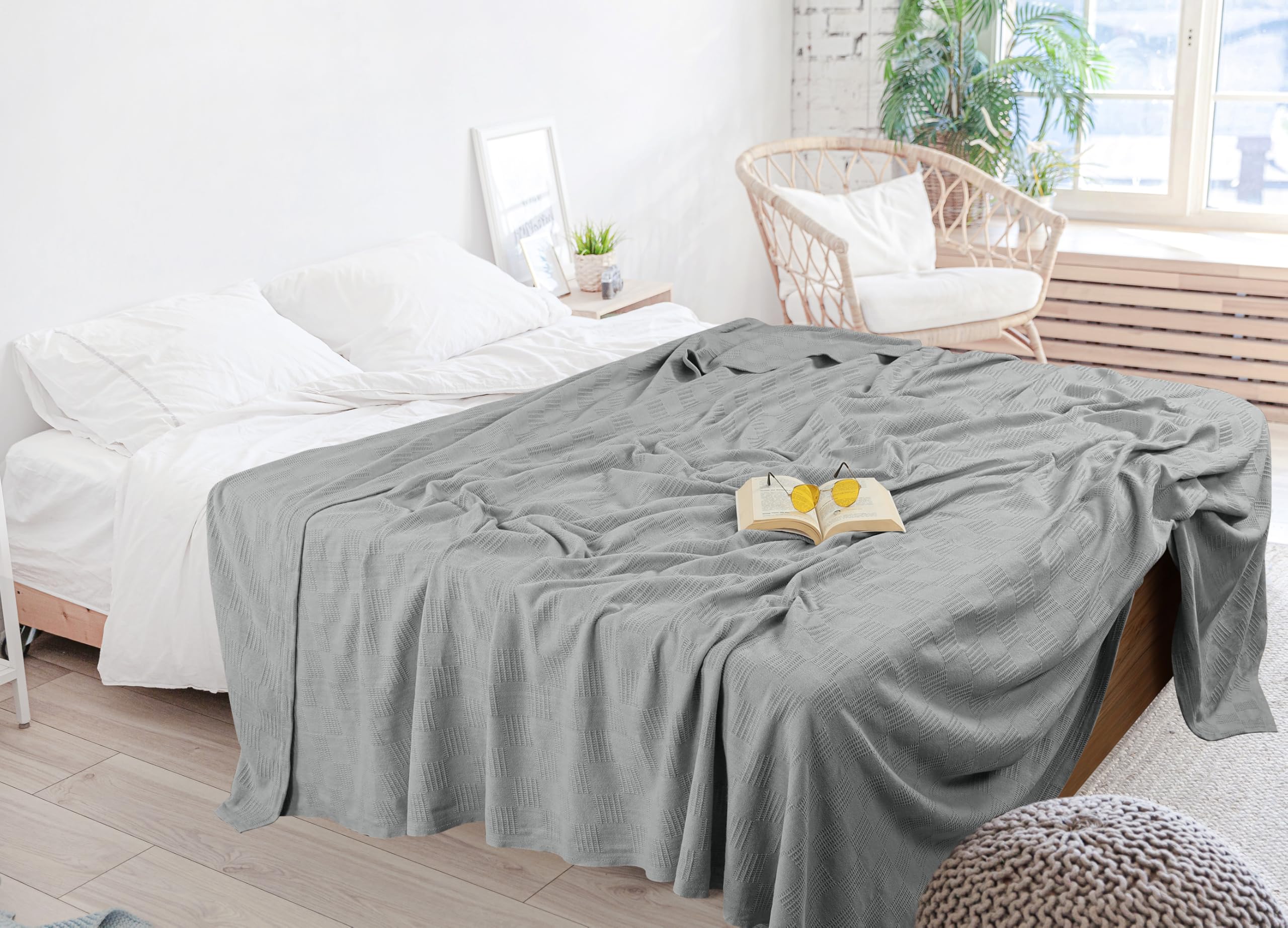 Utopia Bedding couch sofa blanket adds versatile decor and comfort.