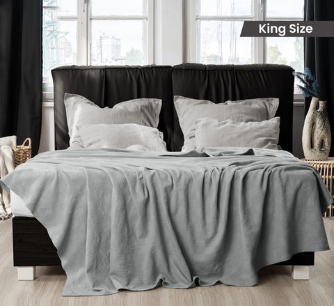 Utopia Bedding dobby weave thermal blanket with textured pattern for everyday comfort.