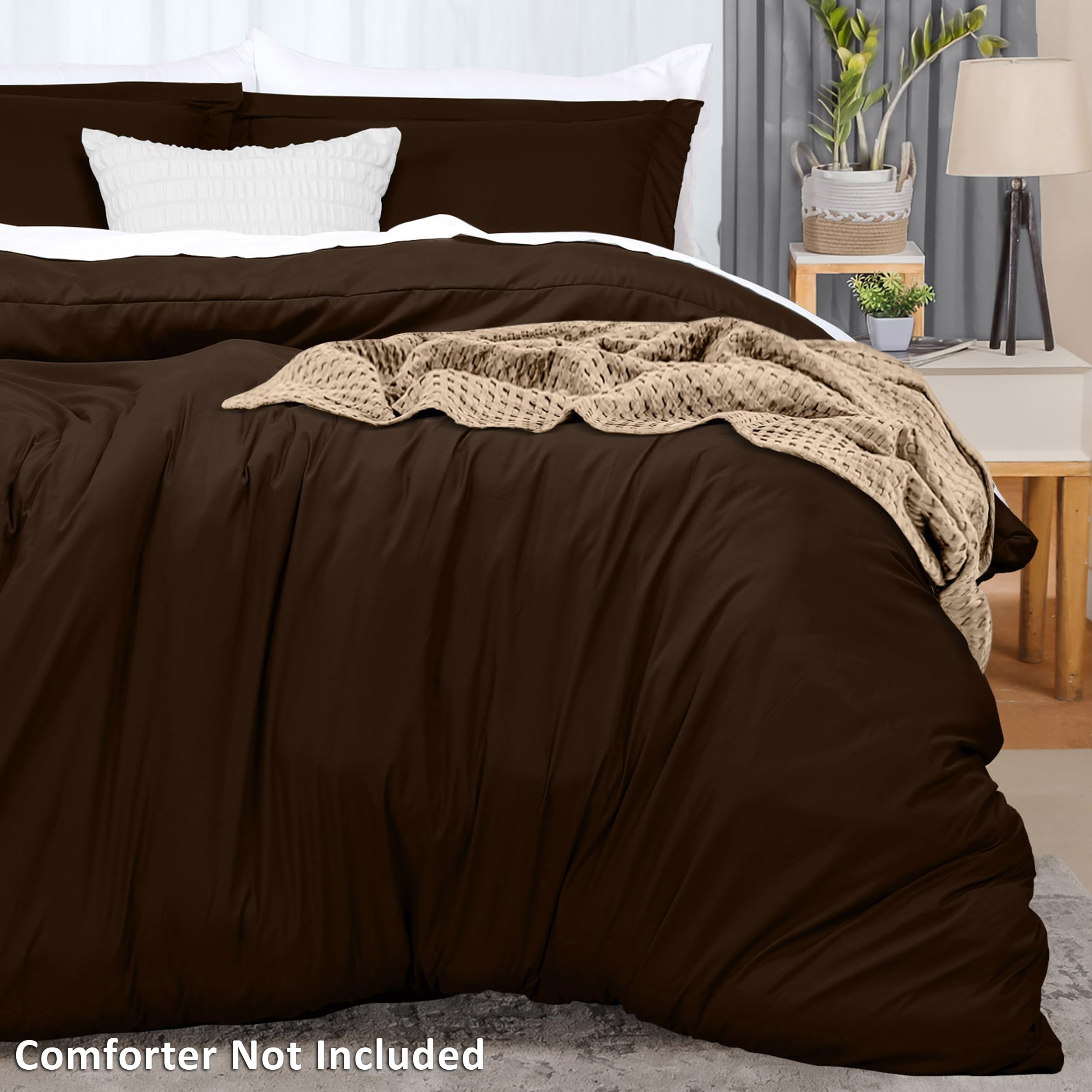 Durable stitching on Utopia Bedding duvet cover set ensures long-lasting use