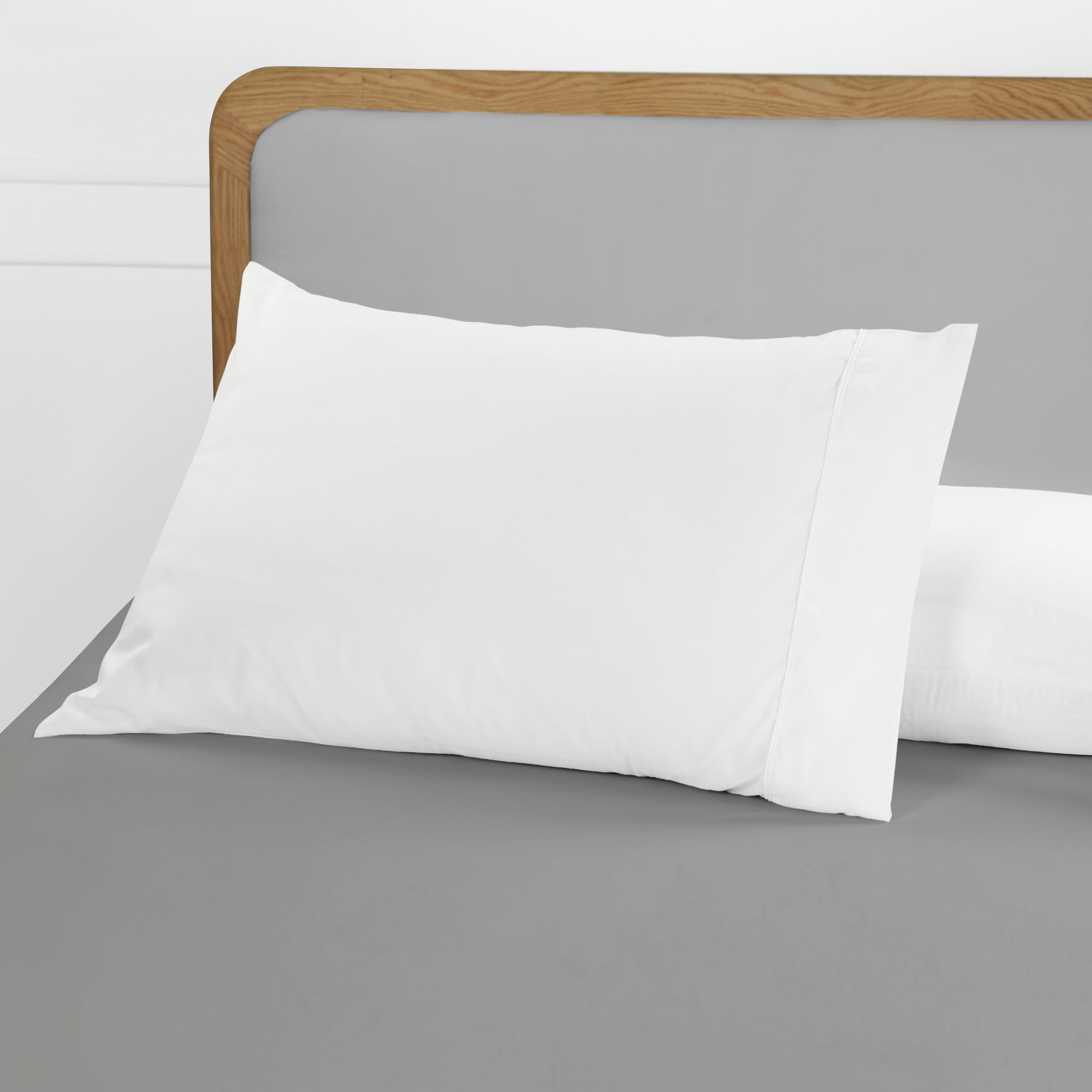 Utopia Bedding easy care machine wash closeup for quick laundry.
