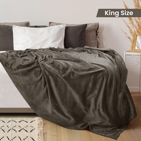 Utopia Bedding blanket on bed highlighting king size fit and cozy warmth.