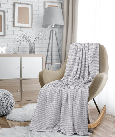 Utopia Bedding gift-ready packaging for Mother's Day home décor.