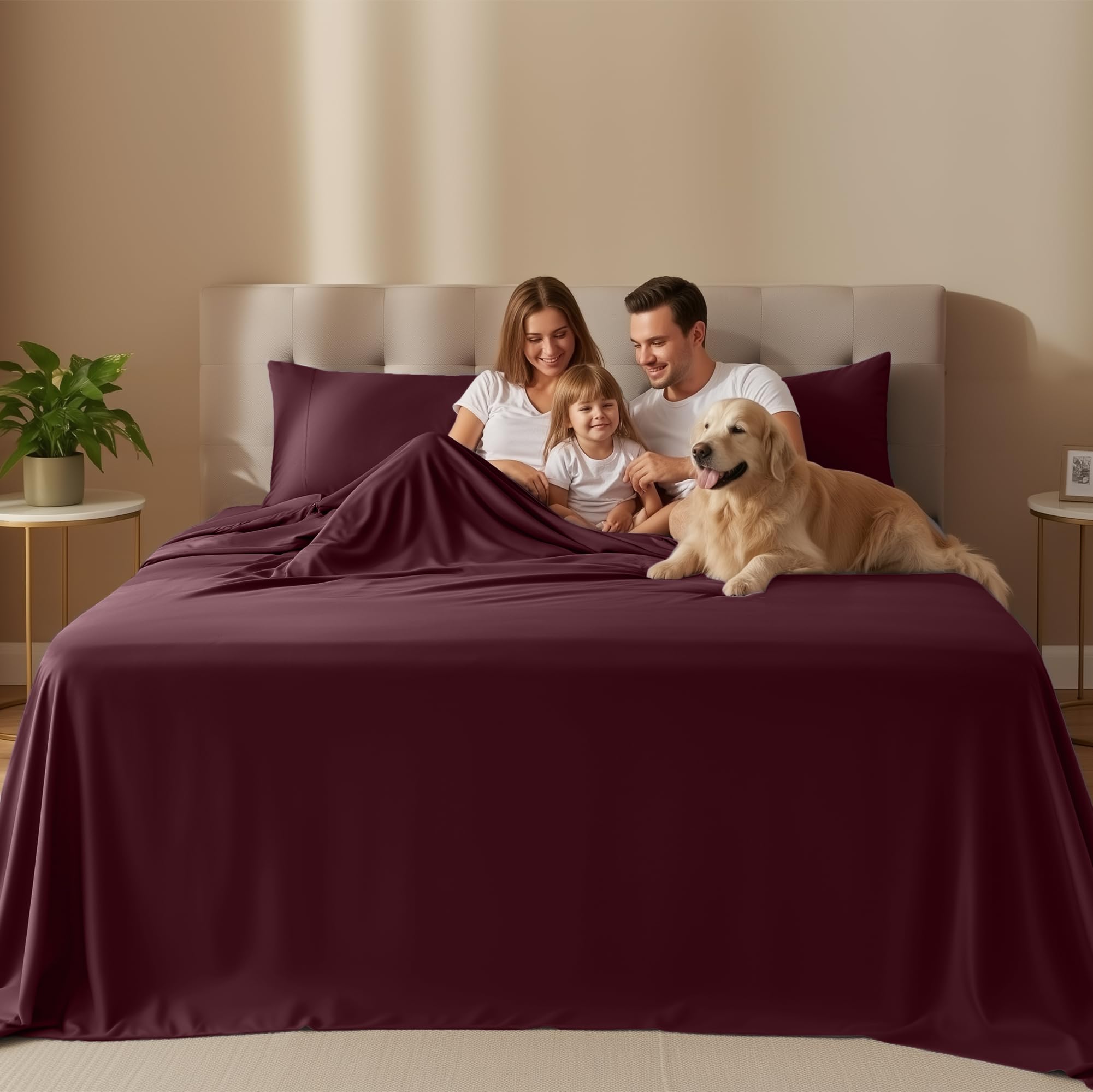 Utopia Bedding microfiber close-up highlights soft, breathable fabric