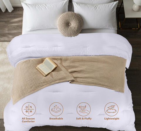 Utopia Bedding machine-washable comforter simplifies care and longevity.