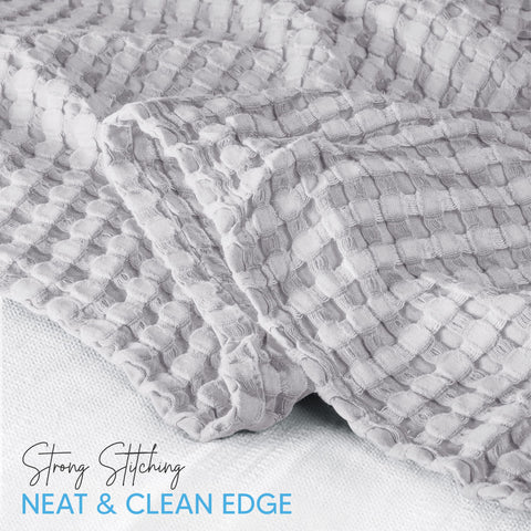 Utopia Bedding ring-spun edging waffle blanket close-up shows durability.