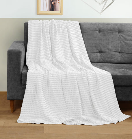 Utopia Bedding ring spun edging waffle blanket detail shows durability.