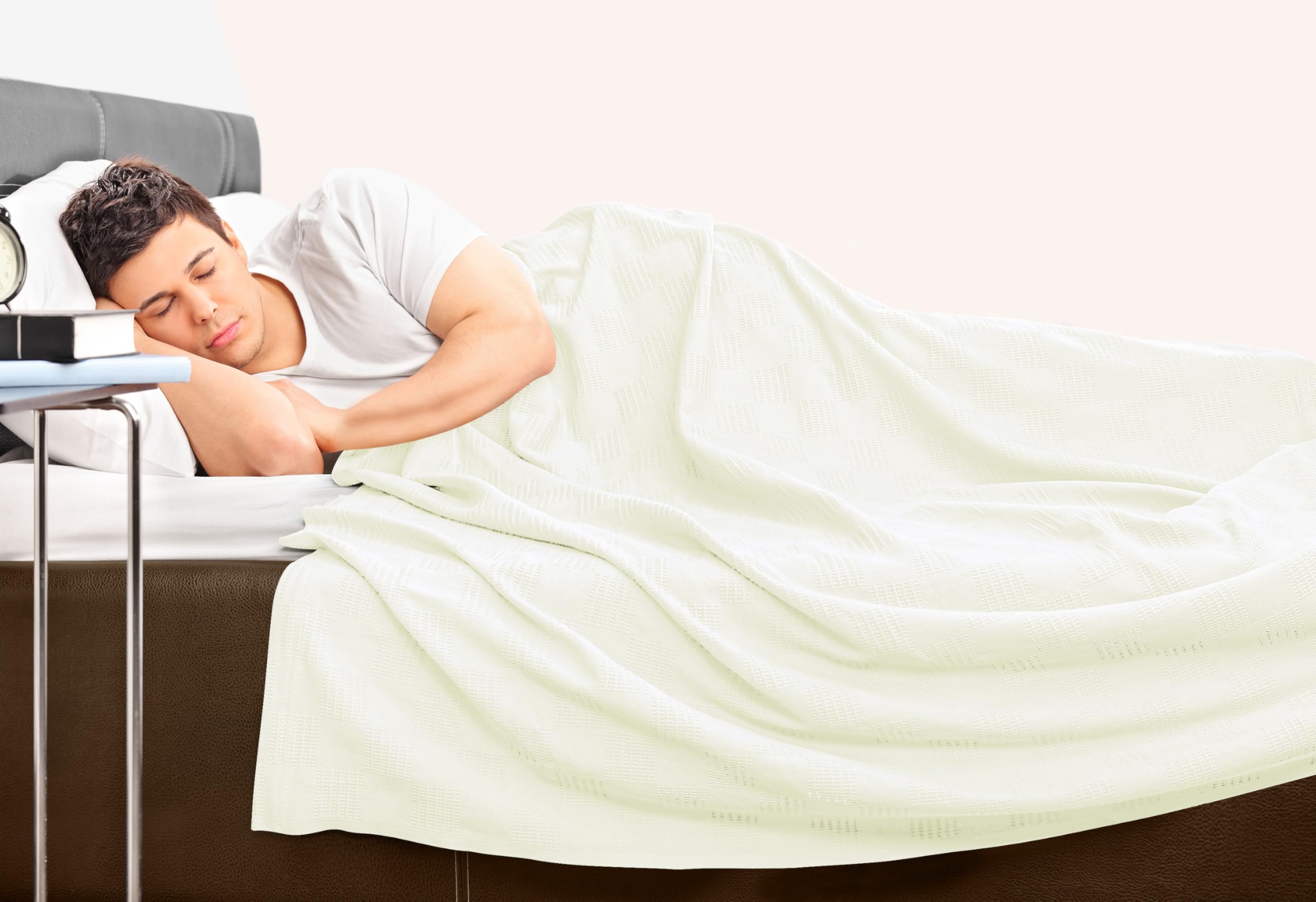Utopia Bedding close-up of blanket fold showing premium cotton