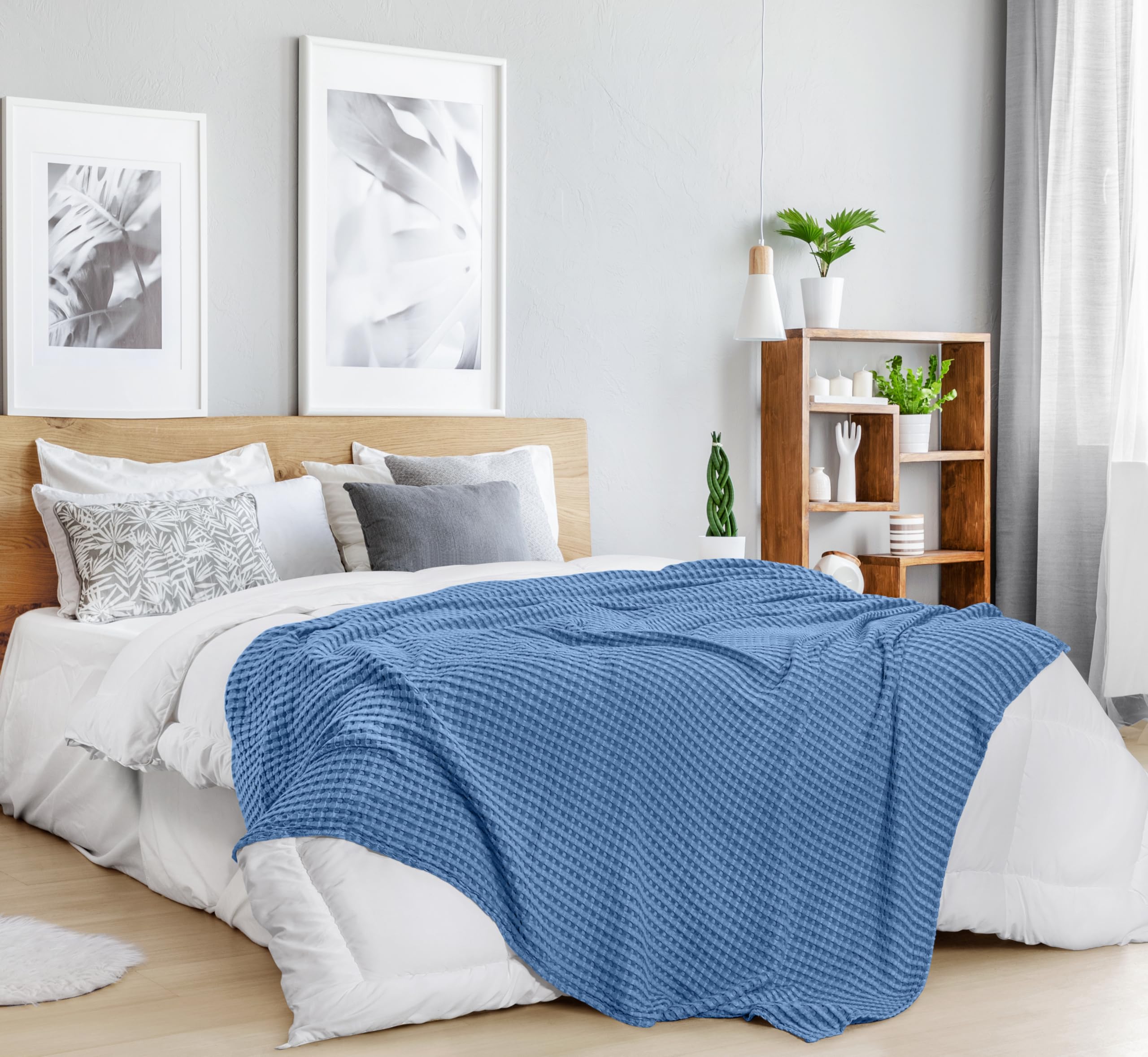 Utopia Bedding blanket outdoors during picnic demonstrating portability