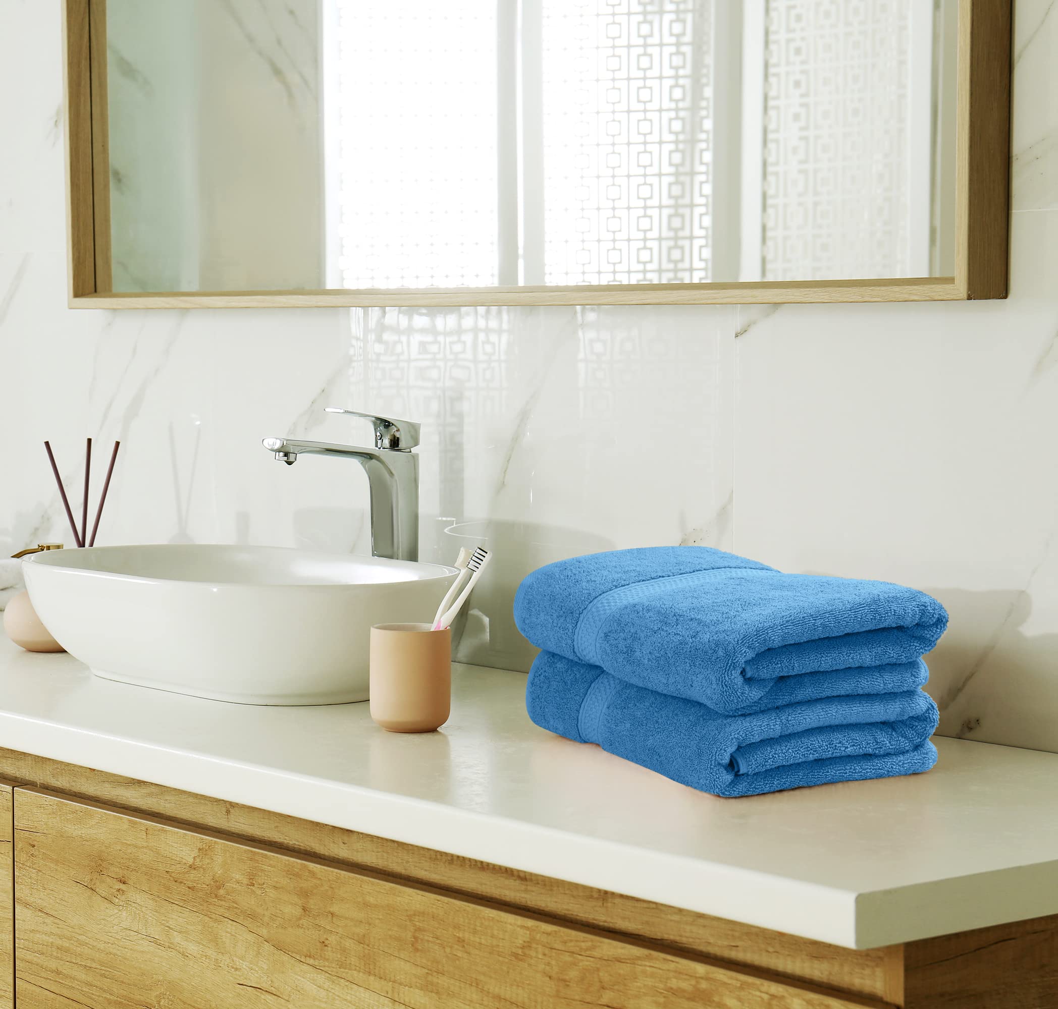 Utopia Towels 16x28 hand towel electric blue, quick dry and soft touch