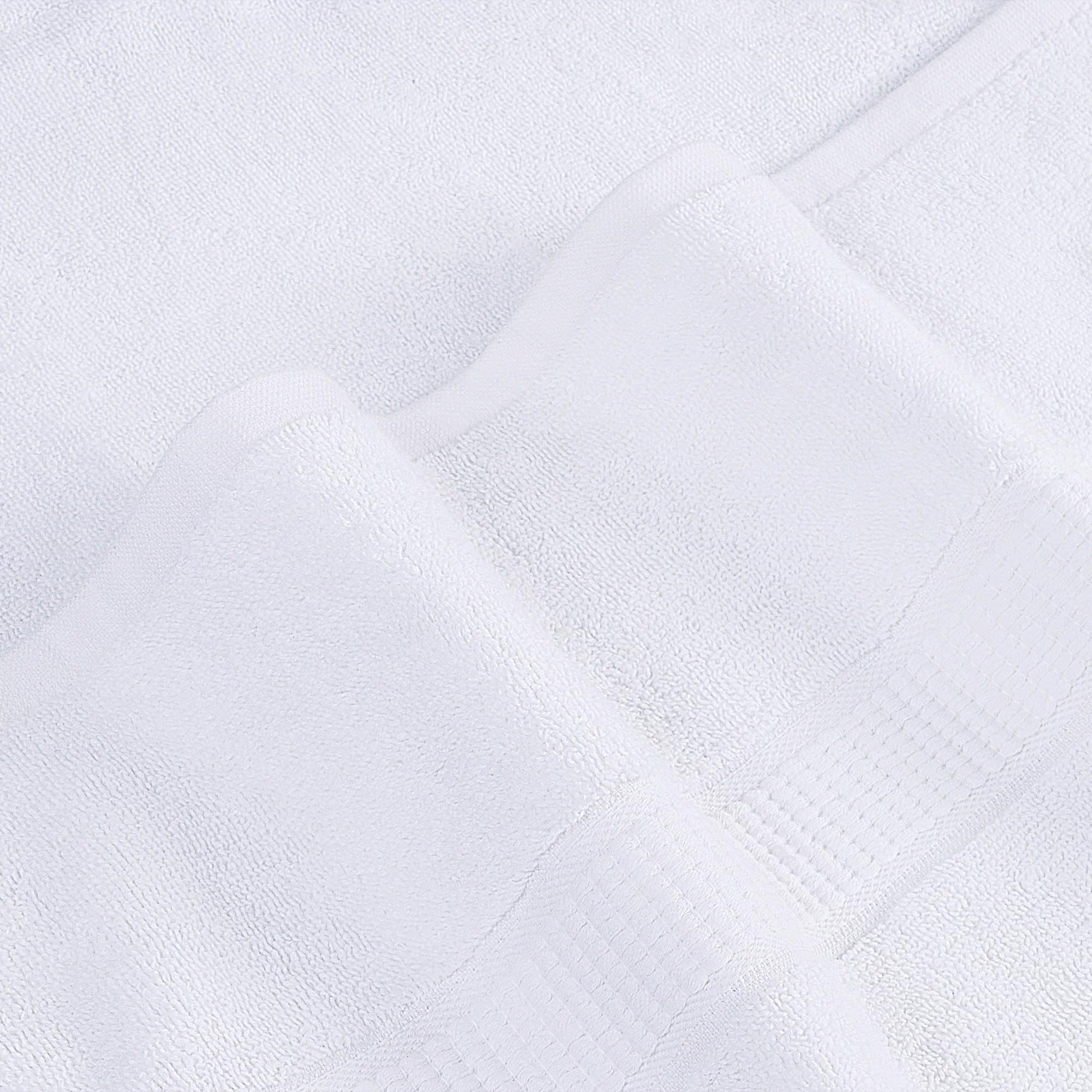 Utopia Towels 2-piece luxury set provides generous, warm drying options