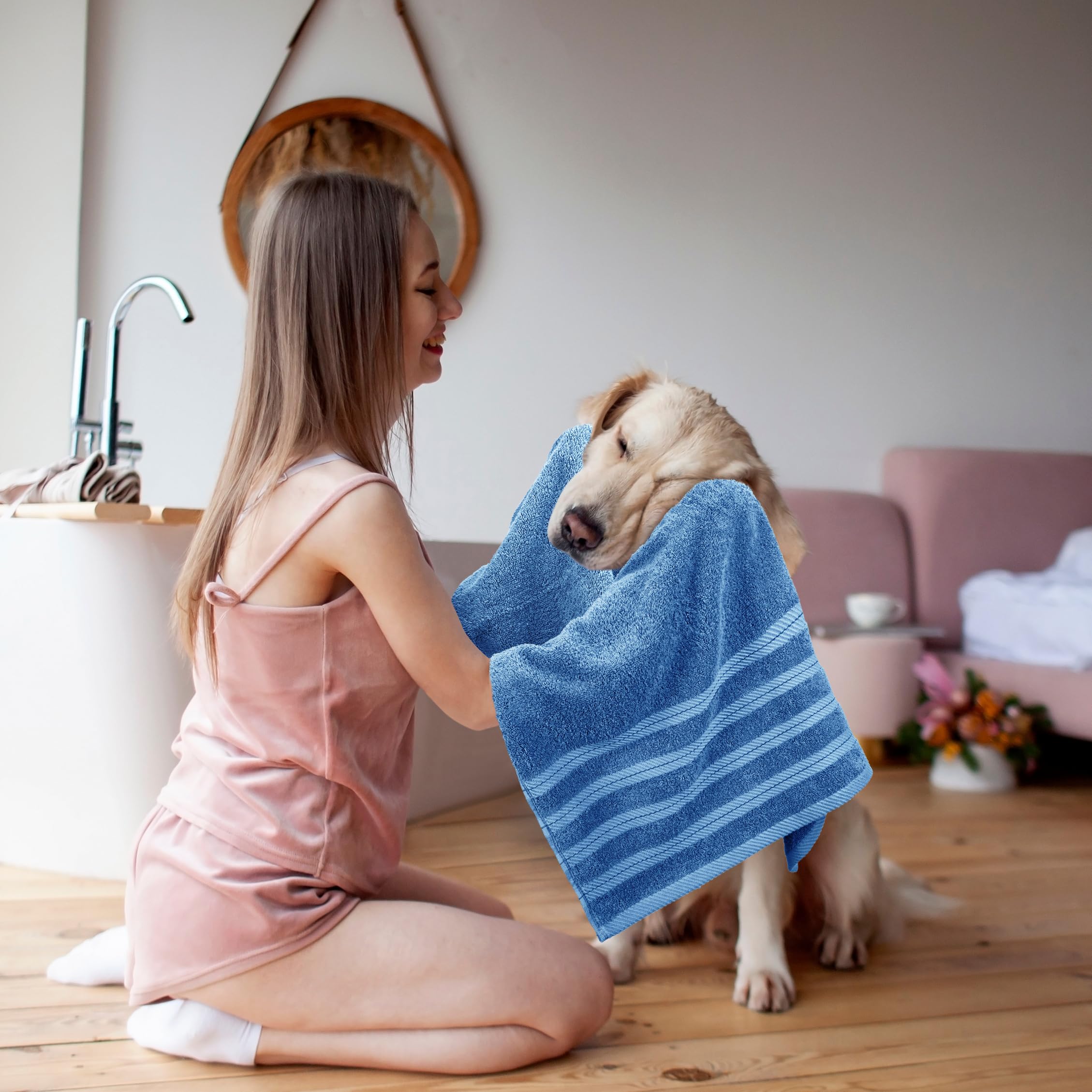 Utopia Towels 4-pack machine washable for simple care.