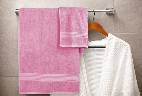 Utopia Towels 500gsm closeup pink fabric, dense weave for premium absorbency and durability.