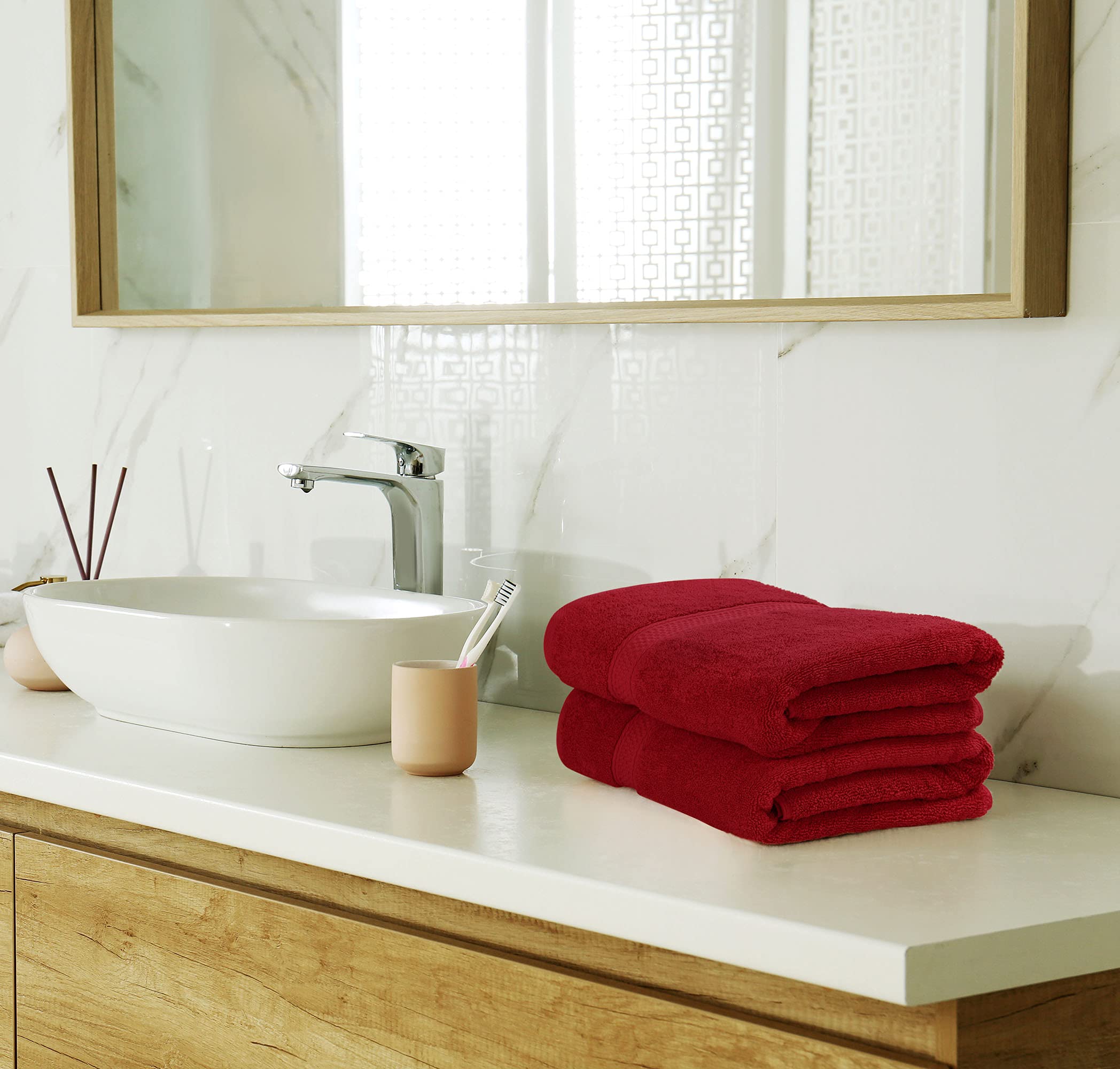 Utopia Towels super absorbent fibers enable quick drying after showers.