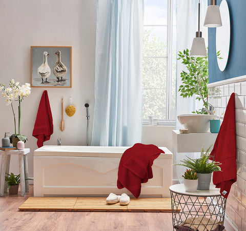 Utopia Towels double-stitched hem highlights durability and clean edges.