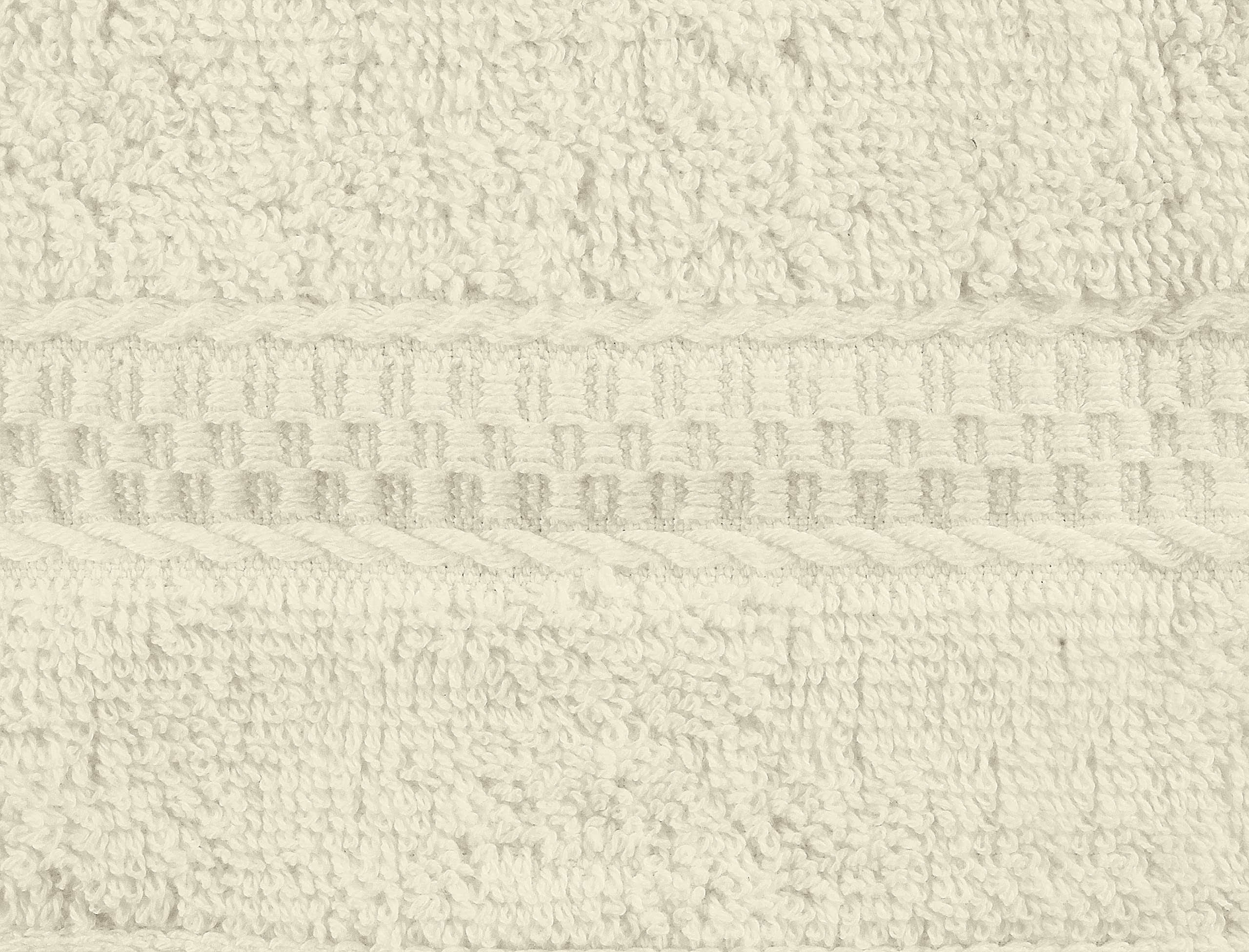 Utopia Towels absorbent 600gsm cotton washcloth for fast-water absorption and soft feel.