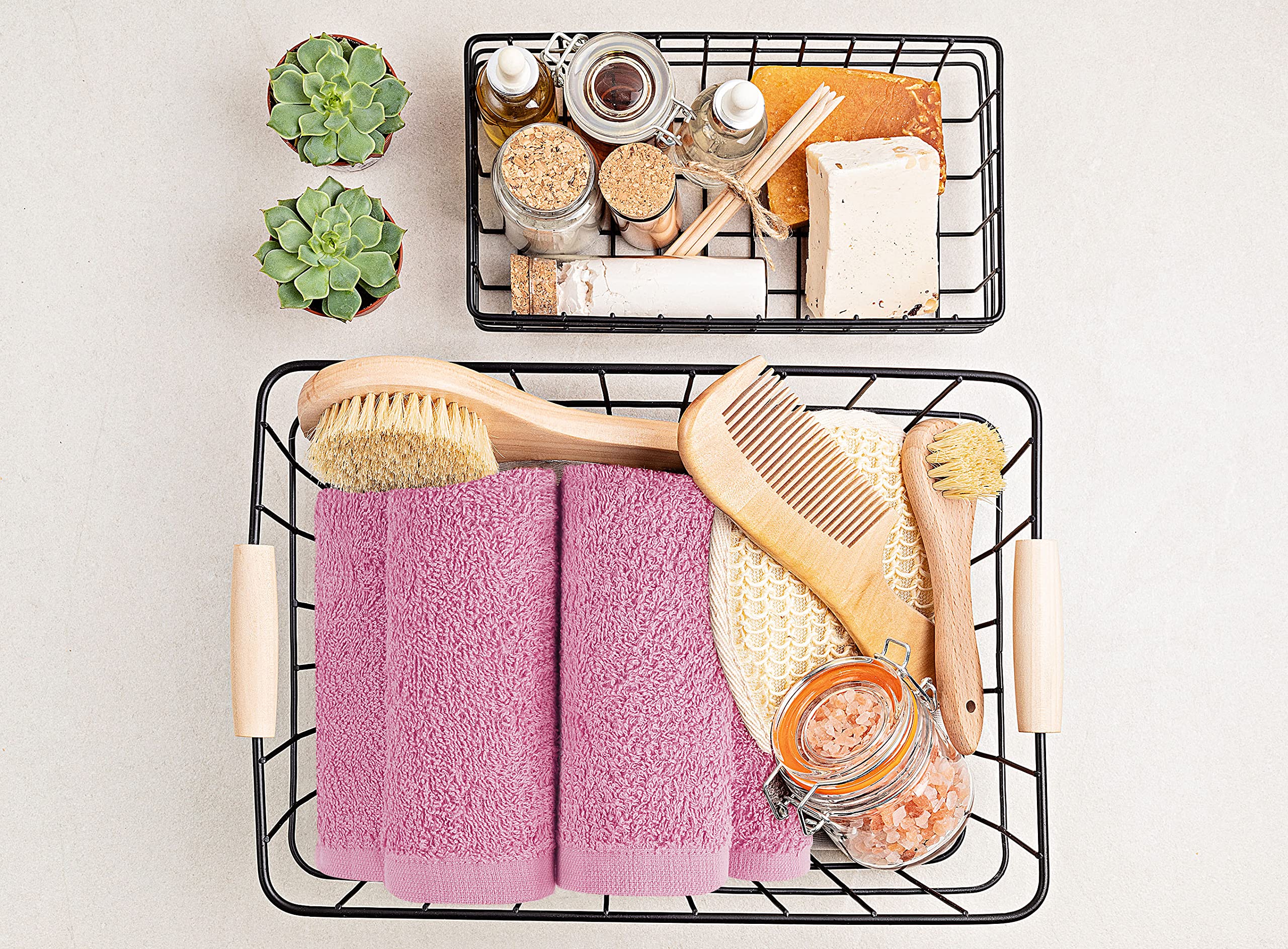 Utopia Towels 12x12 inch washcloths are versatile for bathroom, spa, and poolside routines.