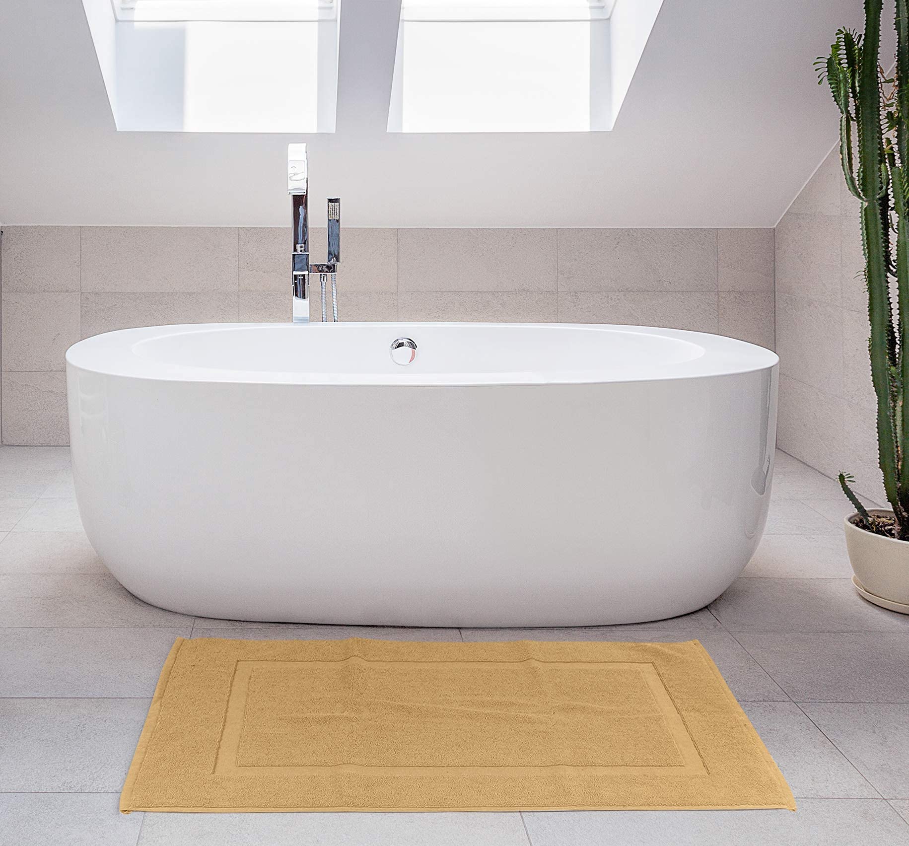 Utopia Towels 2-pack gift-ready rug set for dorms or homes.