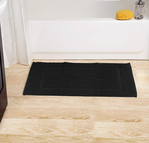 Utopia Towels 2-pack bath mats offer practical, neutral white styling for any bathroom.