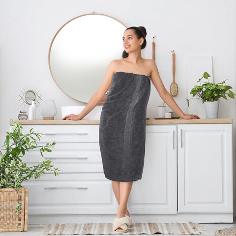 Grey Utopia Towels bath towel adds modern bathroom style
