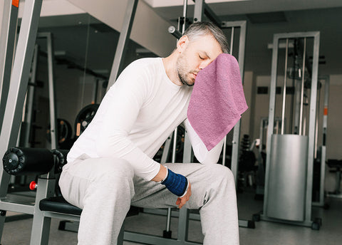 Utopia Towels colorfast pink fabric maintains vibrancy after multiple washes.