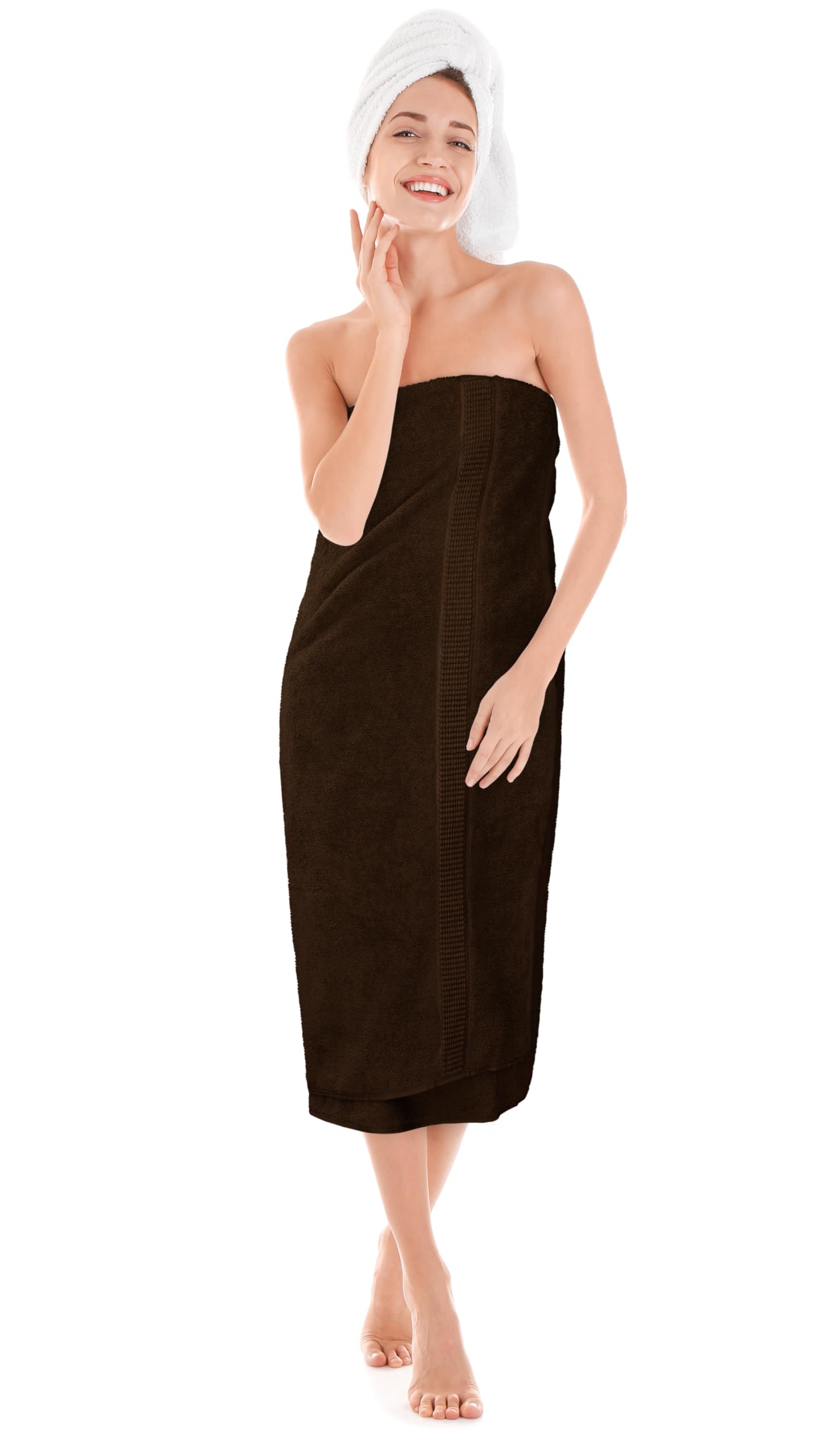 Utopia Towels luxuriously soft feel under bathroom light