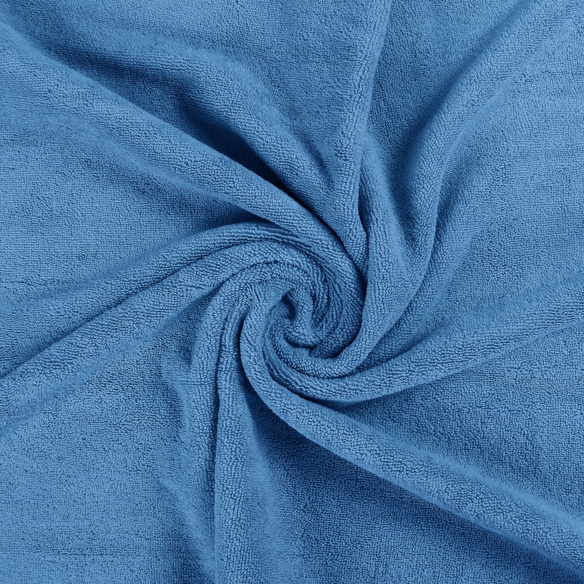 Utopia Towels pool and beach towels high absorbency after swim.