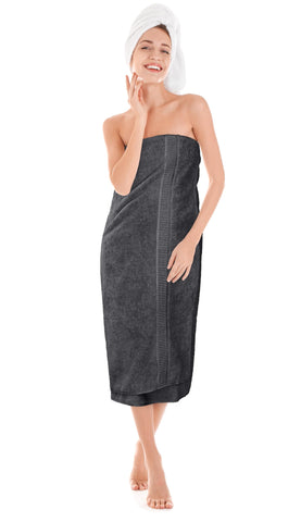 Utopia Towels suited for spa or poolside drying and lounging
