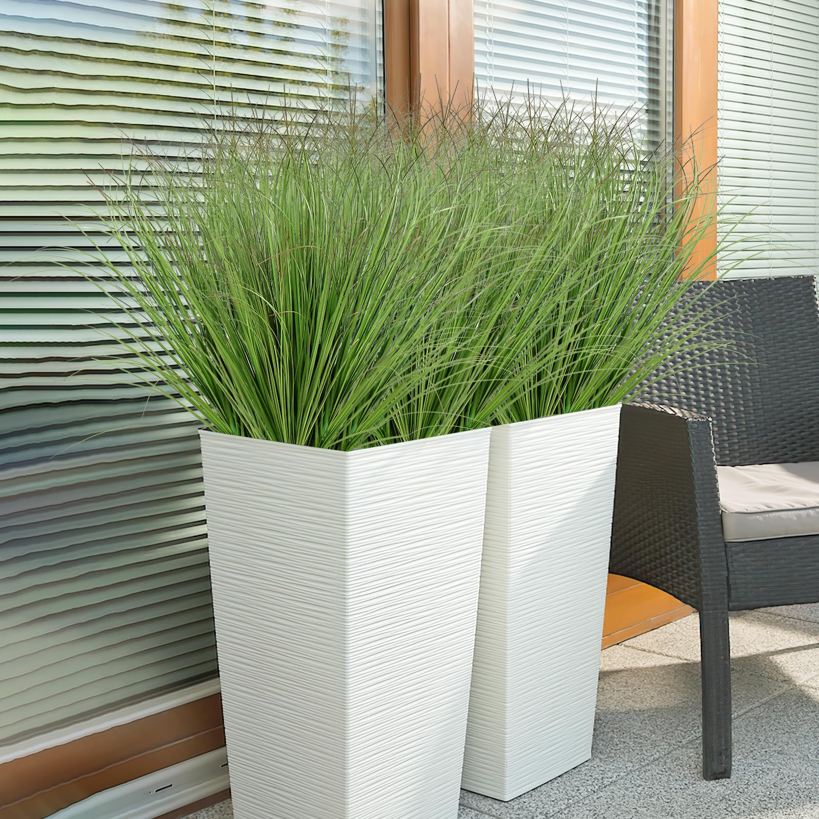 UXORSN UV-resistant artificial plants for durable outdoor use.