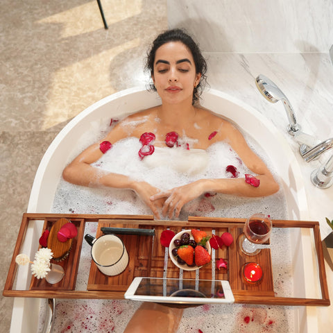 VaeFae teak bath tray with extendable handles for a double-tub bath