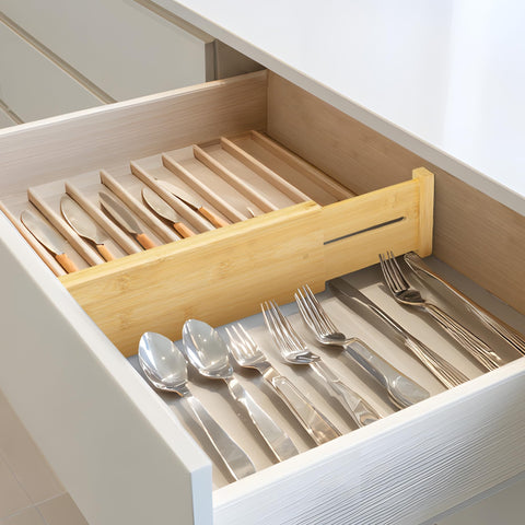 Space-saving arrangement can be placed vertically or horizontally