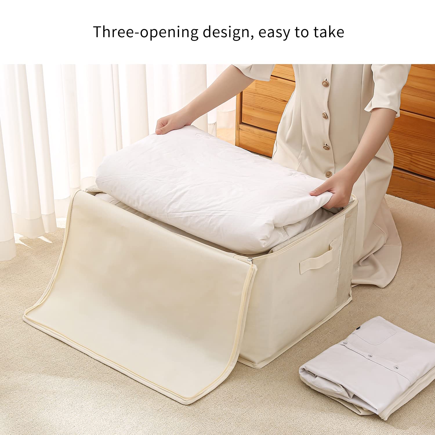 Vailando foldable storage bags with handles offer easy access and portability.