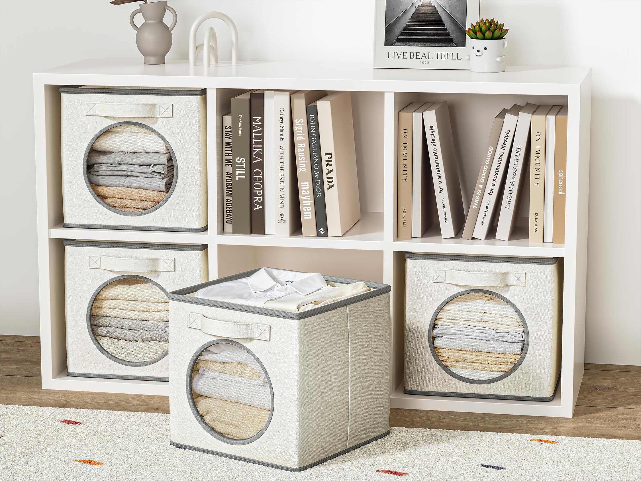 Vailando ultra-thick fabric bin shows sturdy construction and clean aesthetics.