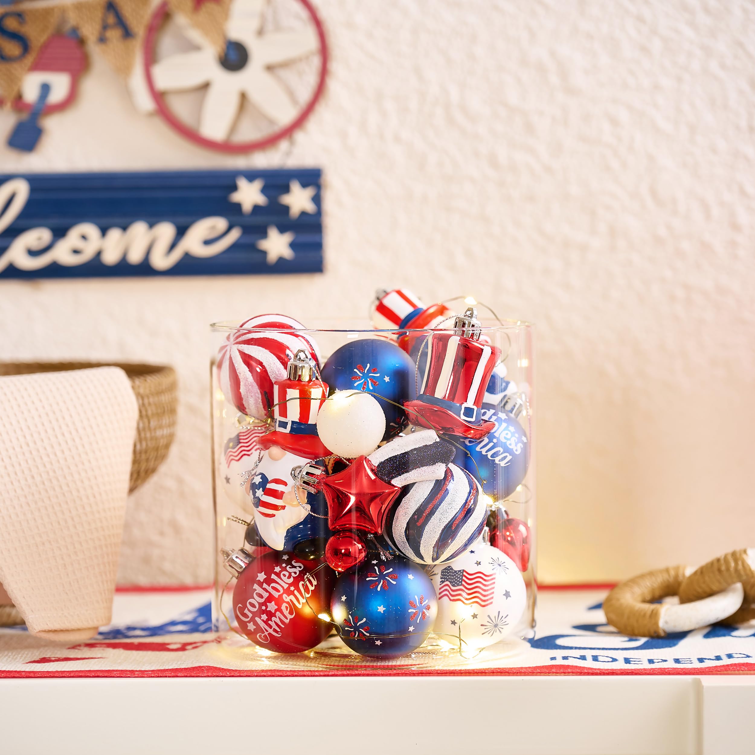 Valery Madelyn woven ball ornament with classic design and color fastness