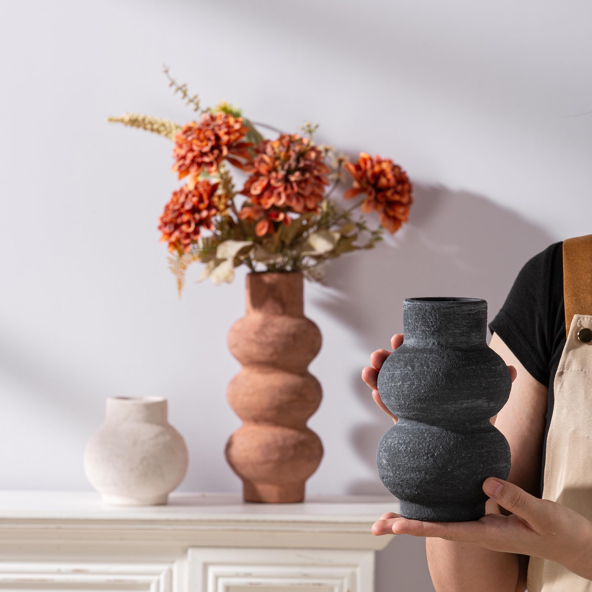 Vanselia small vase detail adds artisanal texture and charm.