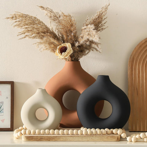 Vanselia donut vase set arranged on living room shelf decor