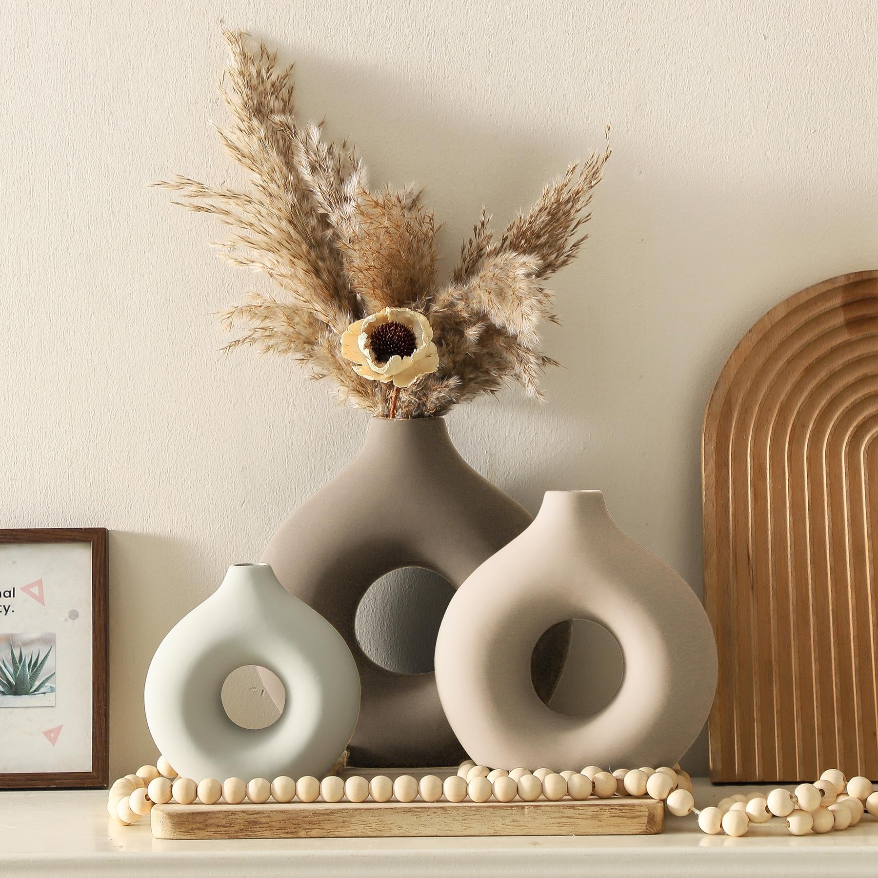 Vanselia gift-ready donut vase, a stylish home decor idea
