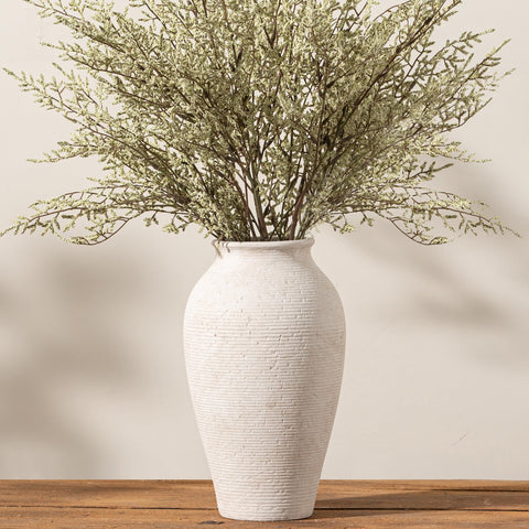 Vanselia vase with non-slip base protecting surfaces