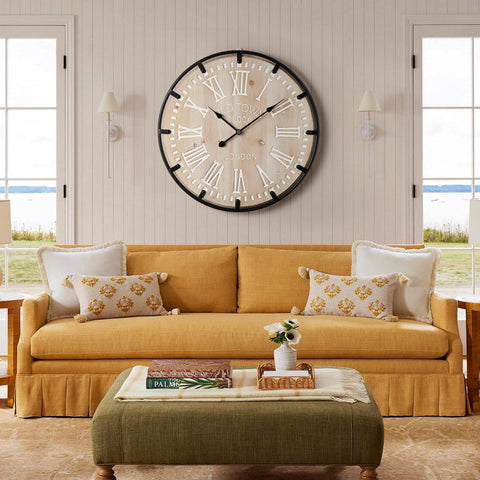 Vantic Farmhouse Clock large numerals boost visibility in kitchens, living rooms, and bedrooms.