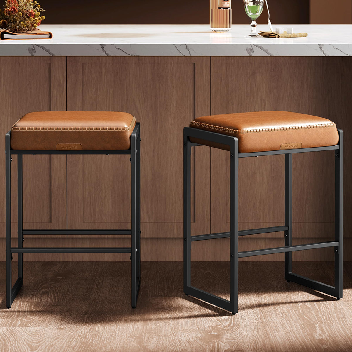 VASAGLE EKHO bar stool 26 inch caramel brown seat with refined stitching