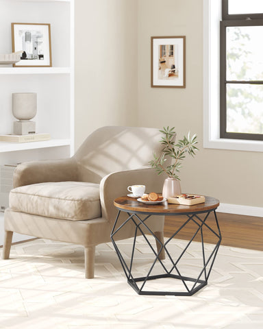 VASAGLE round-top close-up highlighting rustic finish suitable for snacks.
