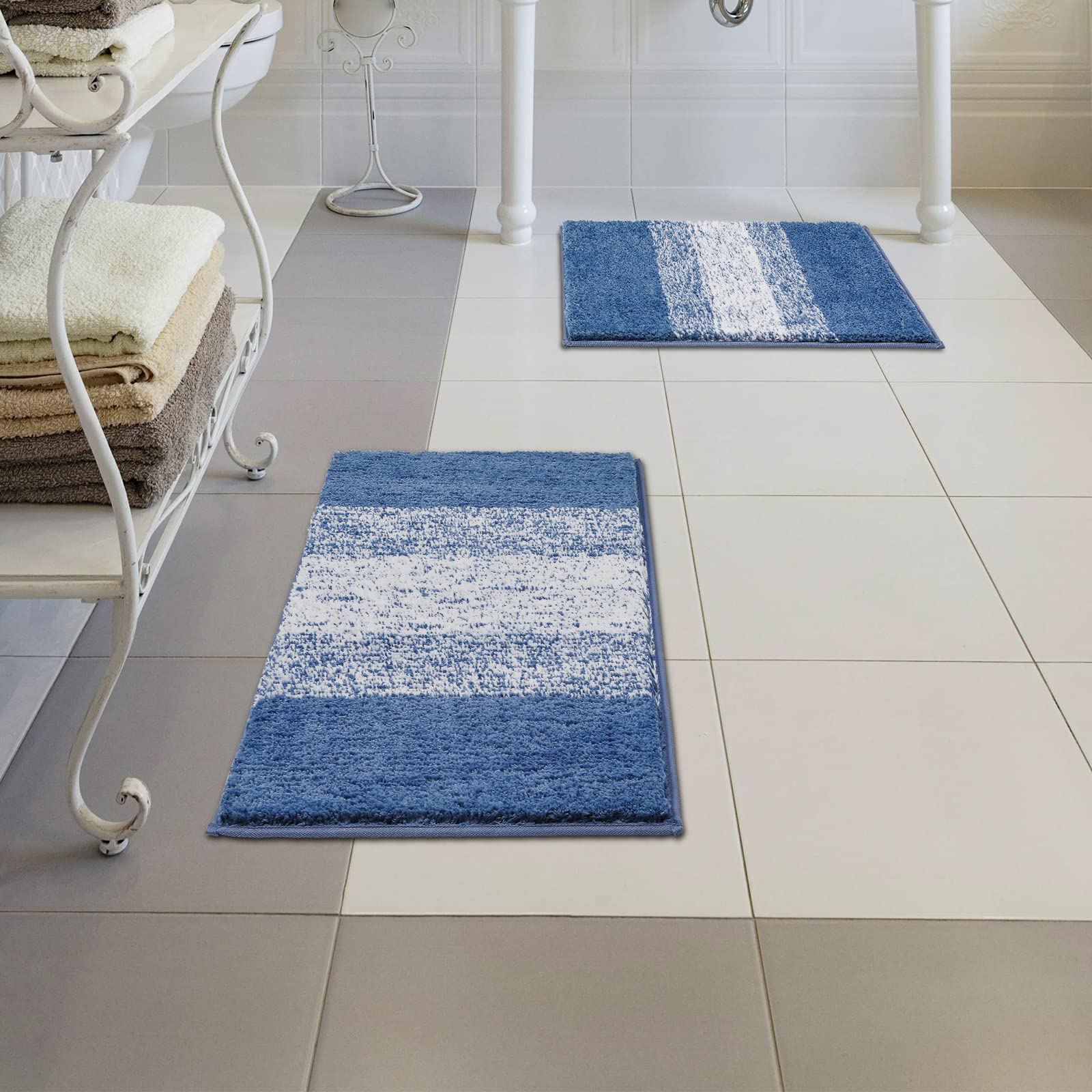 Vaukki bath mat by tub highlights versatile placement.