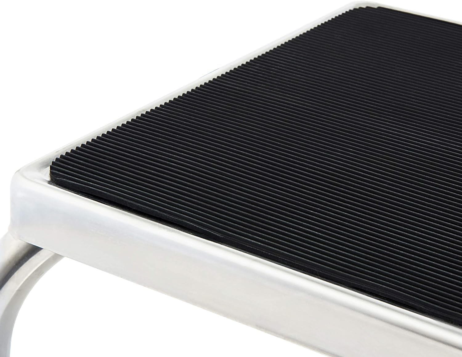 Vaunn heavy-duty foot stool supports indoor and outdoor tasks with 350 lb capacity.