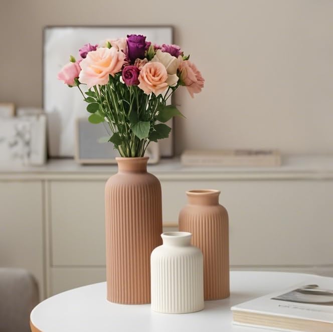 Vaurcesa vase display group shows coordinated decor potential