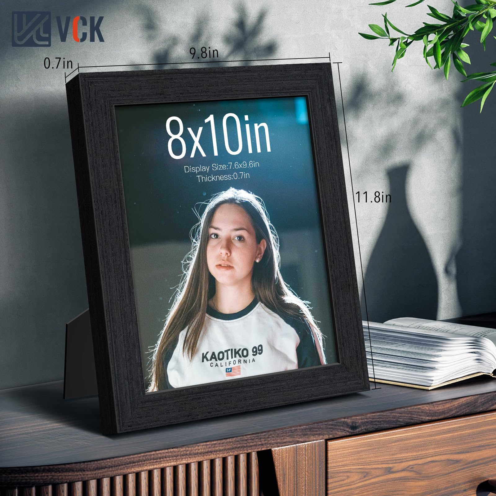 VCK frame loading tabs demonstrate effortless photo changes without tools