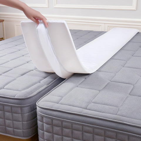 Vekkia gap filler between mattresses prevents slipping and improves sleep space.