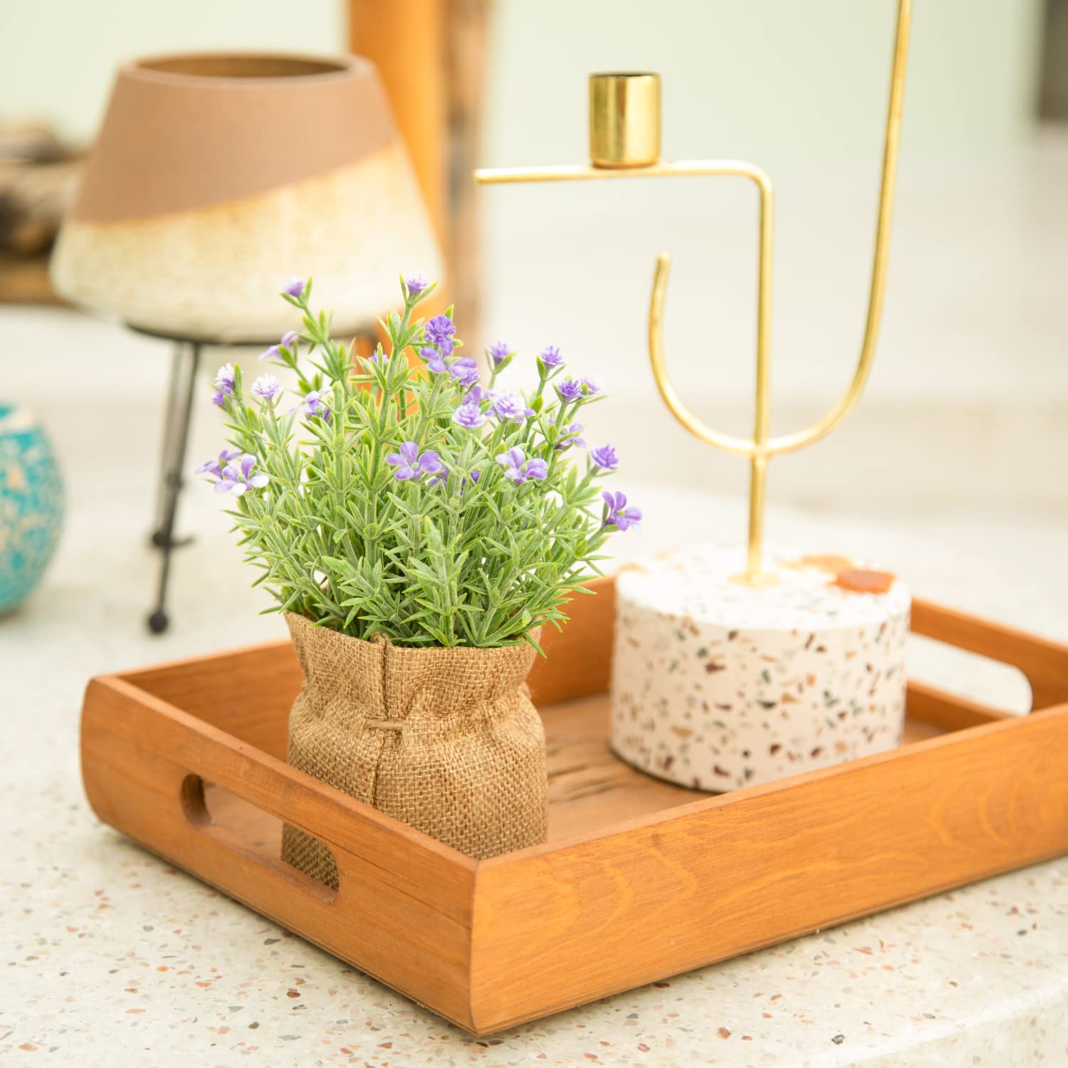 Velener farmhouse dining table decor with burlap vase trio for rustic charm.