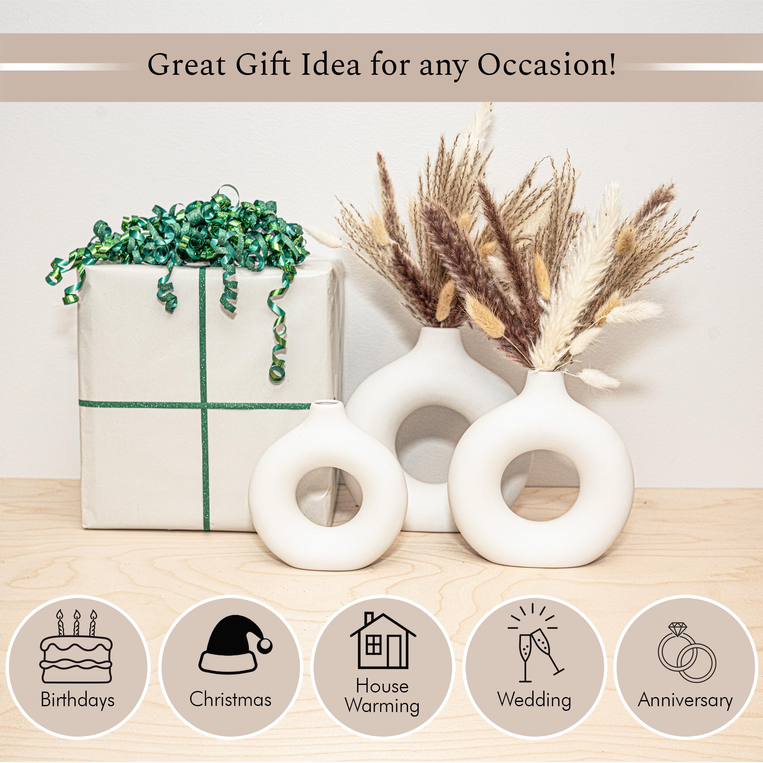 Gift-ready VELOVA vase set for housewarmings or special occasions.