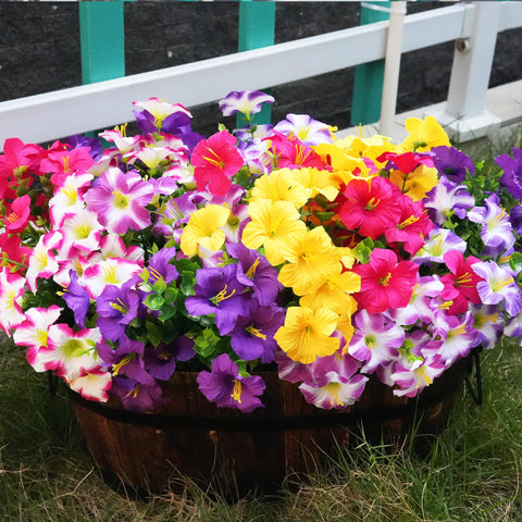 Vemander packaging-note artificial-flowers shown wrapped for transit.