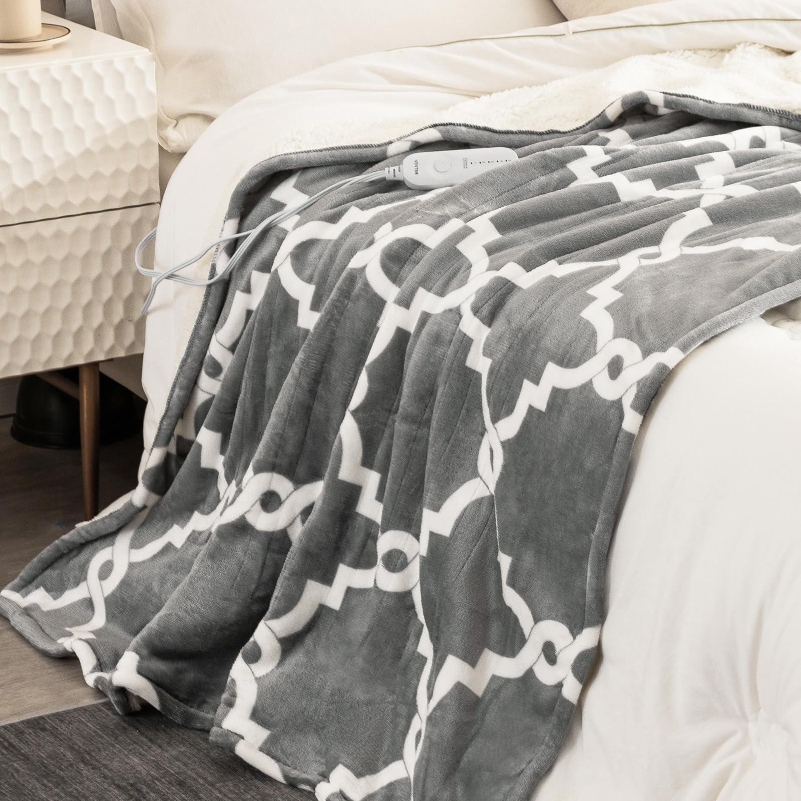 VENTIMI machine-washable blanket tag highlights easy care