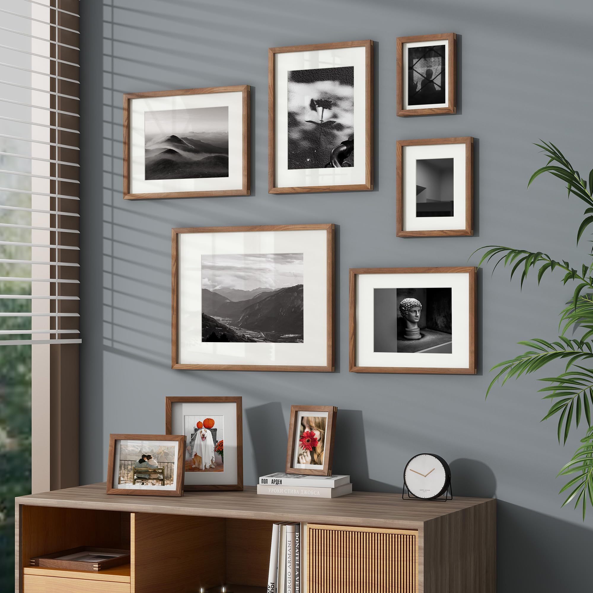 Venusmiles frame displayed on wall and tabletop for versatile layouts.